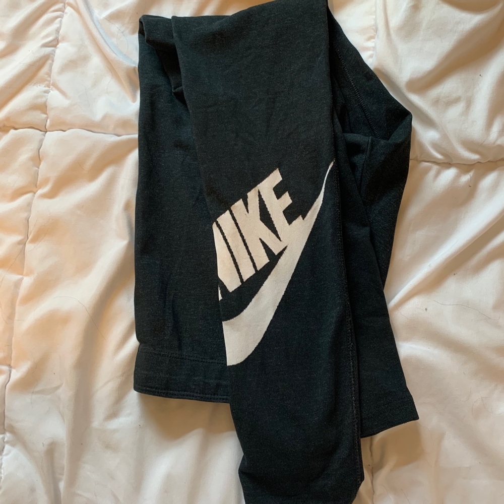 Nike leggings